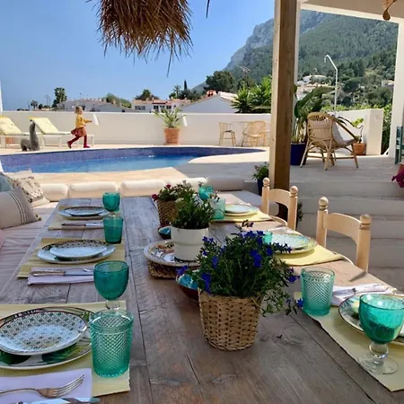 Scenic Villa, Costa Blanca, Cleaning Included Villa Dénia