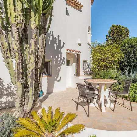 Scenic Villa, Costa Blanca, Cleaning Included Villa Denia